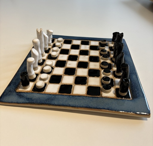 Cours de modelage (plaques, colombins, pinching, sculpture, pressage/estampage) ou émaillage